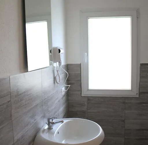 Oda ve Kahvaltı Li Piri