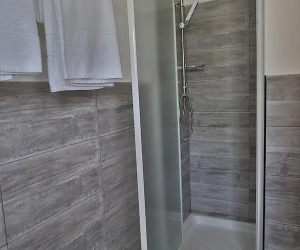 Li Piri Oda ve Kahvaltı